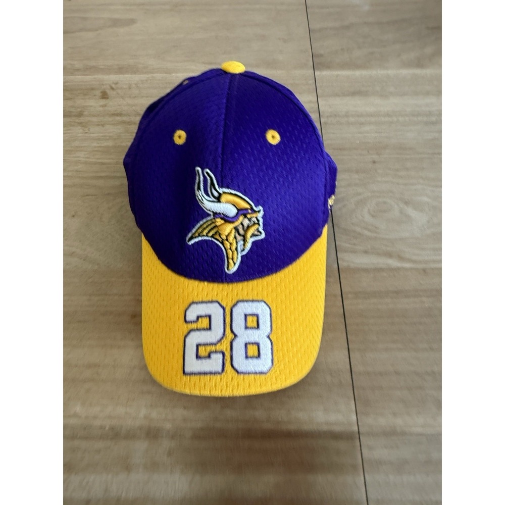 Reebok Minnesota Vikings Adrian‎ Peterson #28 Youth Adjustable NFL Hat Vintage